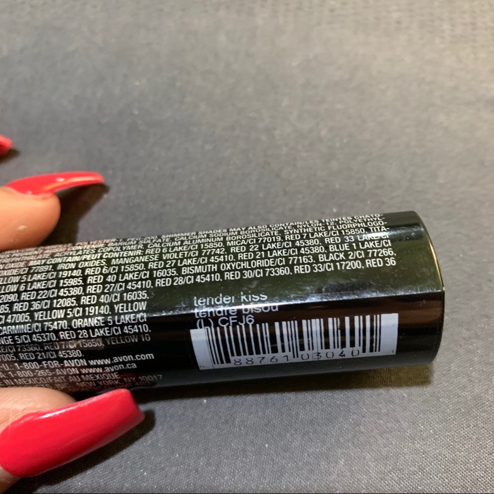 Avon Ultra Color Lipstick Tender Kiss - Picture 7 of 8